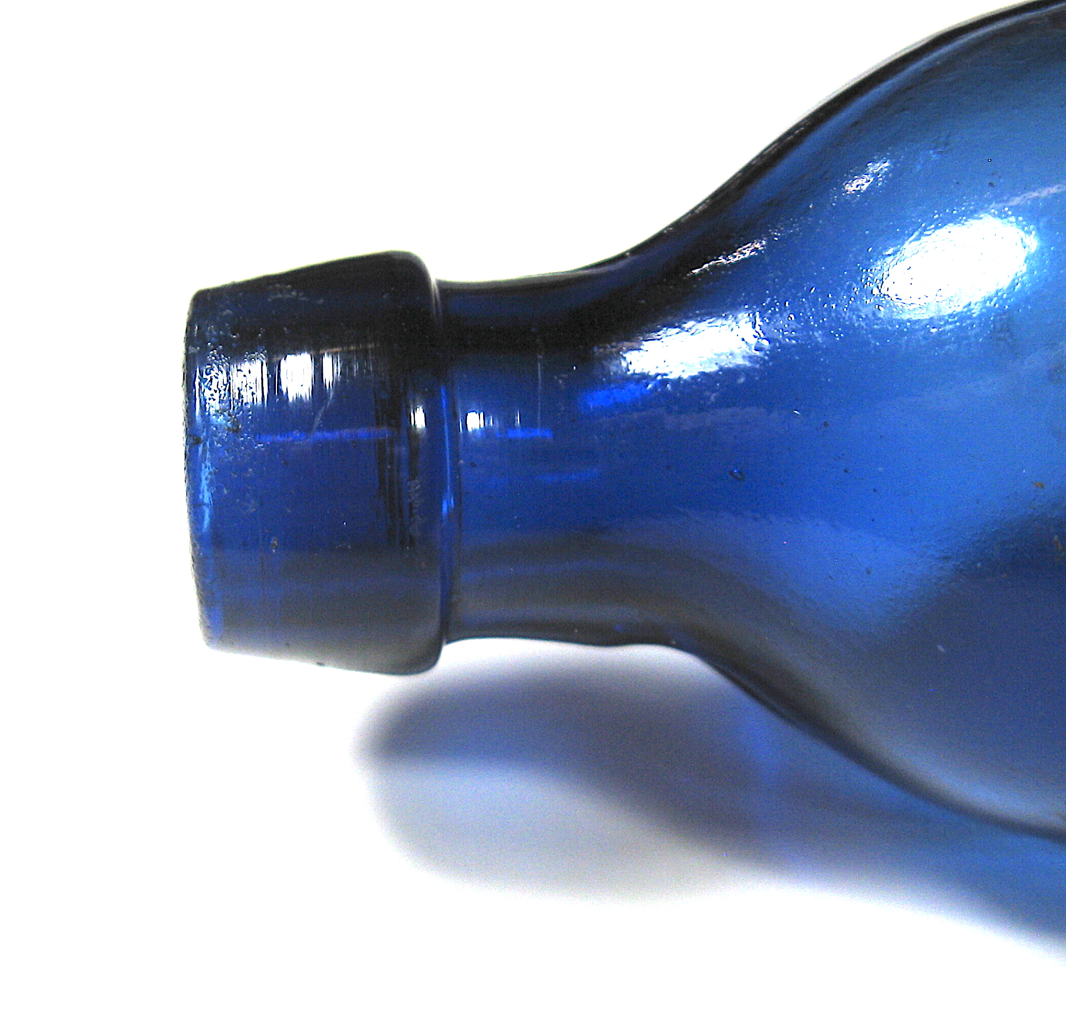Blue bottle top.JPG