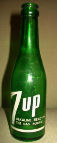 7up Bottle 1935 First ACL.jpg