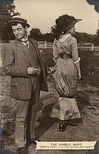 Hobbleskirt Postcard  circa 1910.jpg
