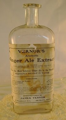 Vernor's Bottle 1906 Extract.jpg