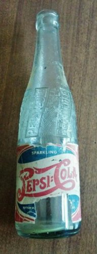 WWII Bottle Pepsi Cola 3. 1943 Paper Label.jpg
