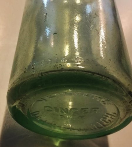 Vernor's C.G. CO. Bottle base (2).jpg