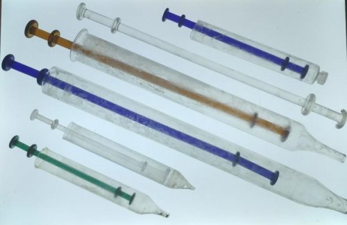 Glass Syringes.jpg