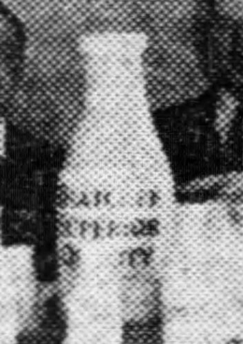 Thatcher Pyro Milk Bottles 1933 (4).jpg