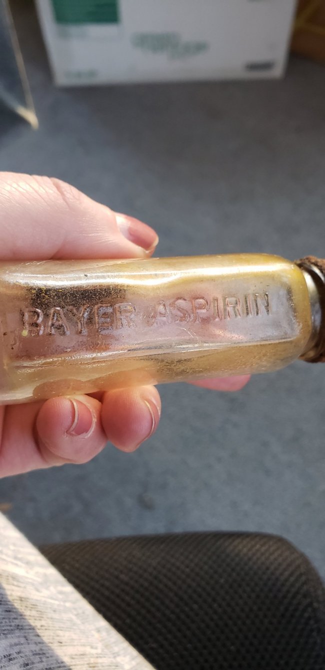 Bayer Aspirin Bottle - Side.jpg