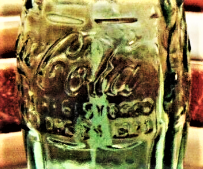 Coca Cola Bottle 1921.png