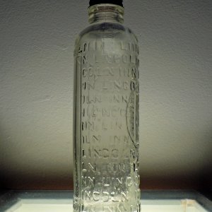 Lincoln Inn Whiskey Bottle (2)