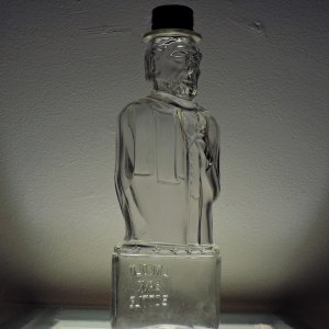 16 Ounce Lincoln Bank Bottle (Photo 2)