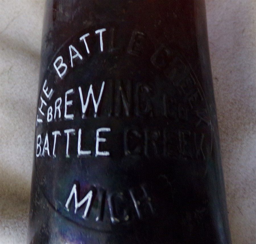 Battle Creek bottles 001.JPG