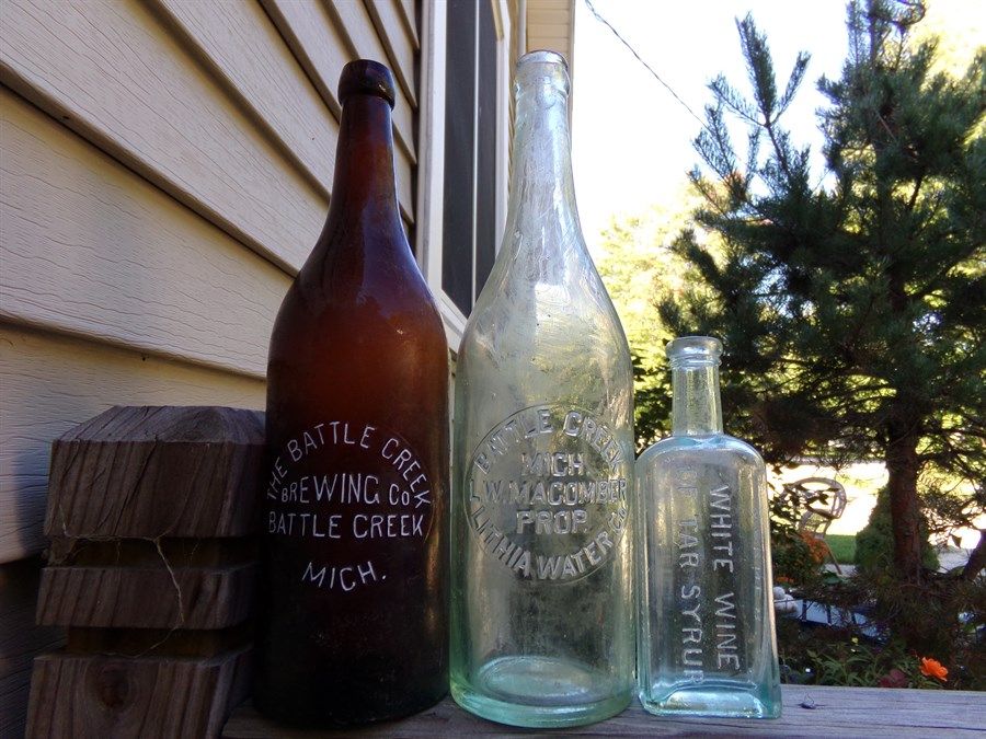 Battle Creek bottles 003.JPG