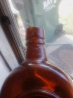 bottle1b.jpg